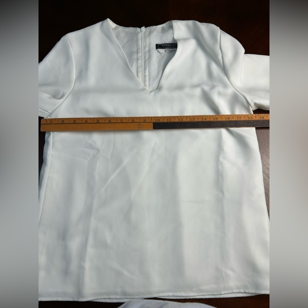 Tiffany & Co. White Blouse size 6 - Picture 5 of 7